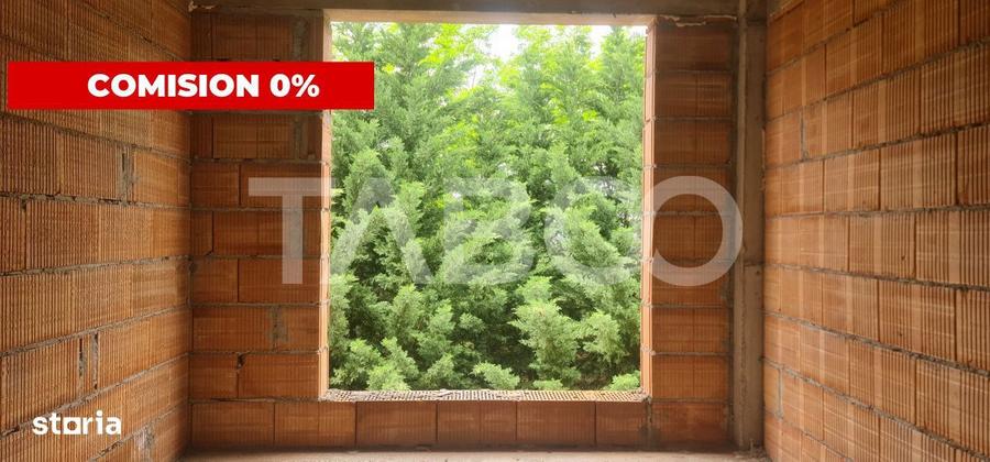 Apartament cu 3 camere decomandat în Cristian — fotografia 3