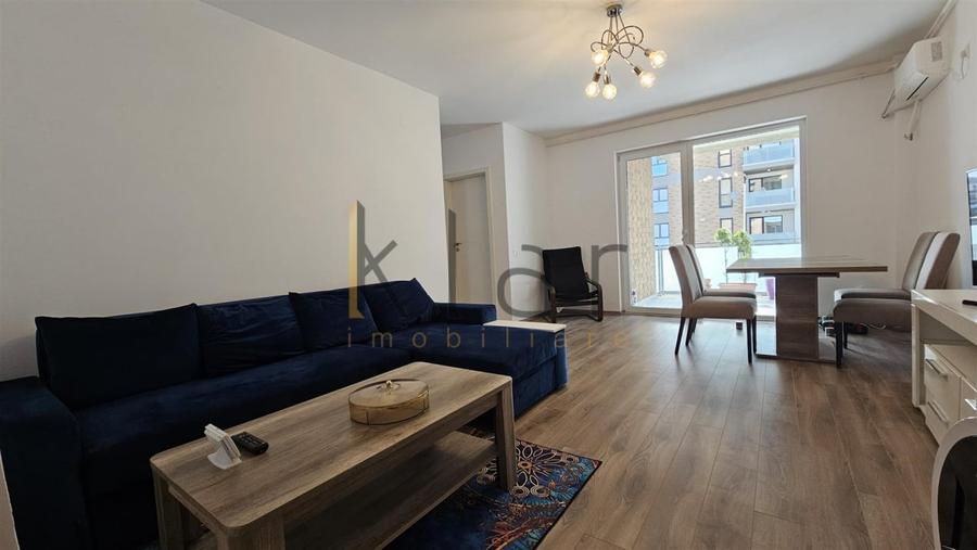 Apartament cu 3 camere semidecomandat, mobilat în Bună Ziua