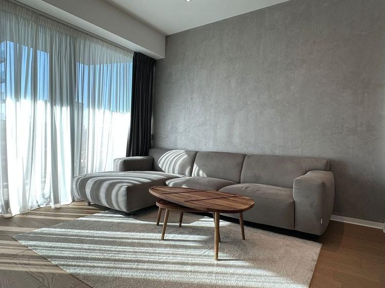 Apartament cu 3 camere decomandat în Floreasca