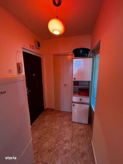 Apartament cu 2 camere decomandat în Traian