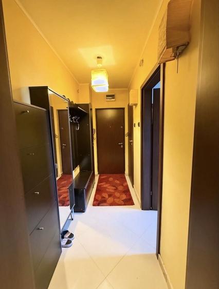 Apartament cu 3 camere semidecomandat în Ștefan cel Mare