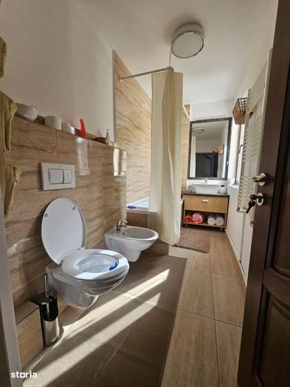 Casă cu 3 camere în Curtea de Argeș