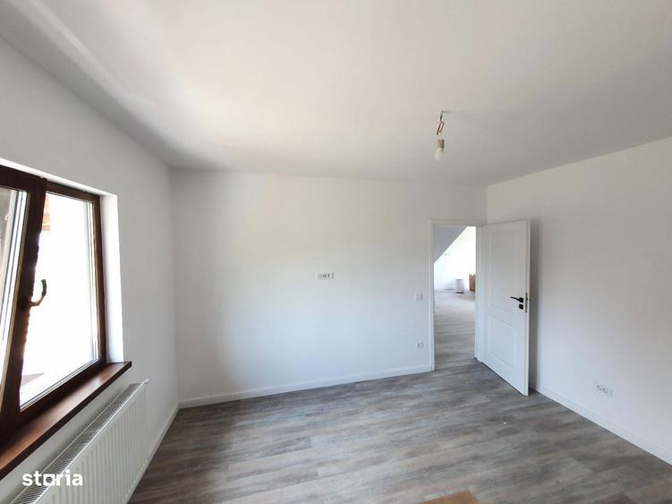 Casă cu 4 camere cu Teren 310 Mp în Central