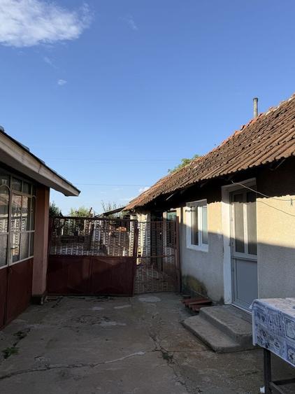 Casă cu 4 camere în Olari
