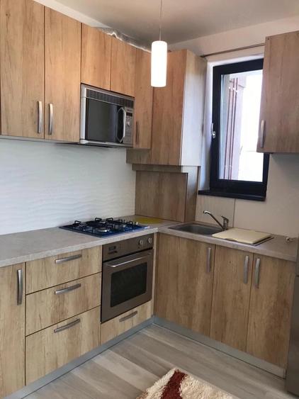 Apartament cu 2 camere decomandat în Dumbrăvița
