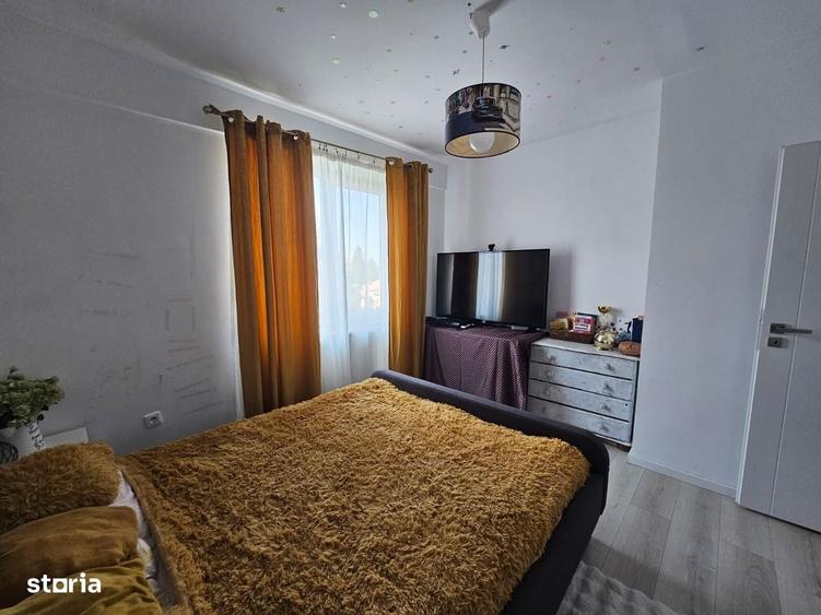 De vanzare apartament cu 4 camere Centru, Str. Mileniului - 6