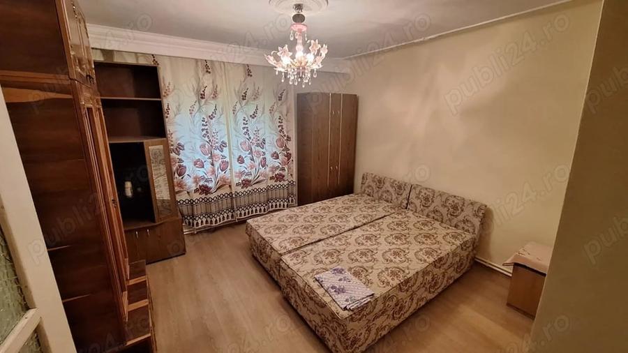 Casă cu 4 camere cu Teren 1000 Mp în Central