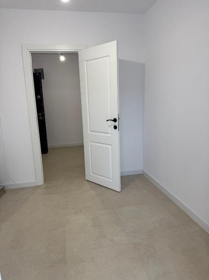 Apartament cu 2 camere decomandat în Nicolina