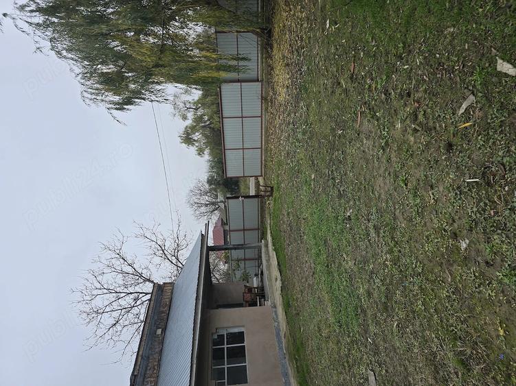Casă cu 3 camere cu Teren 1000 Mp în Axintele