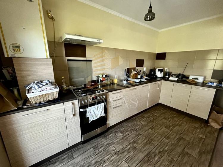 Duplex cu 4 camere cu Teren 200 Mp în Borhanci