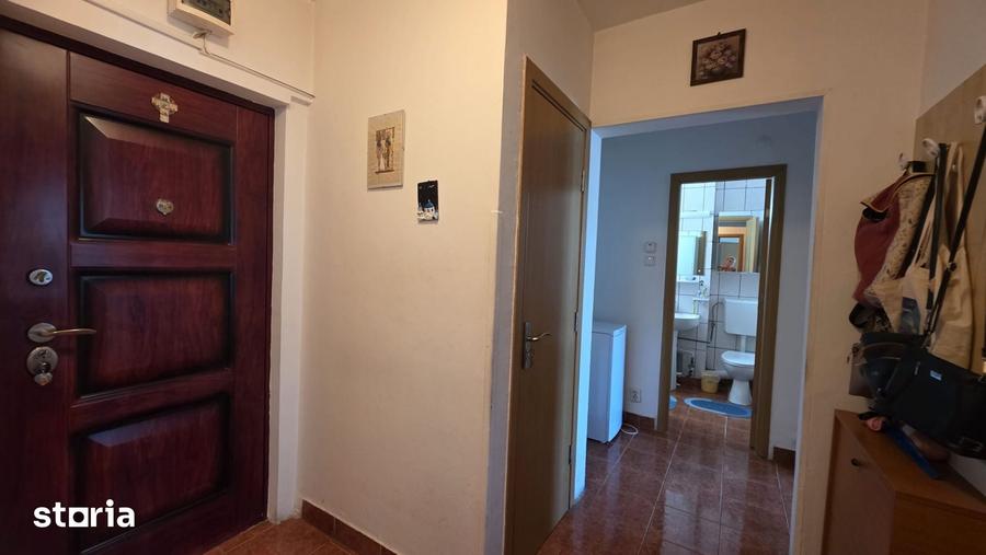 Apartament cu 2 camere decomandat în Dristor