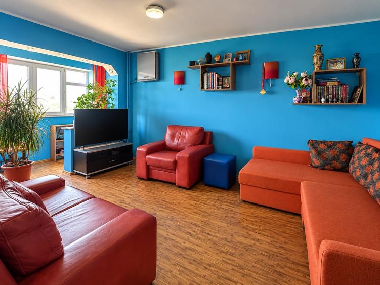 Apartament cu 2 camere decomandat, mobilat în Vitan