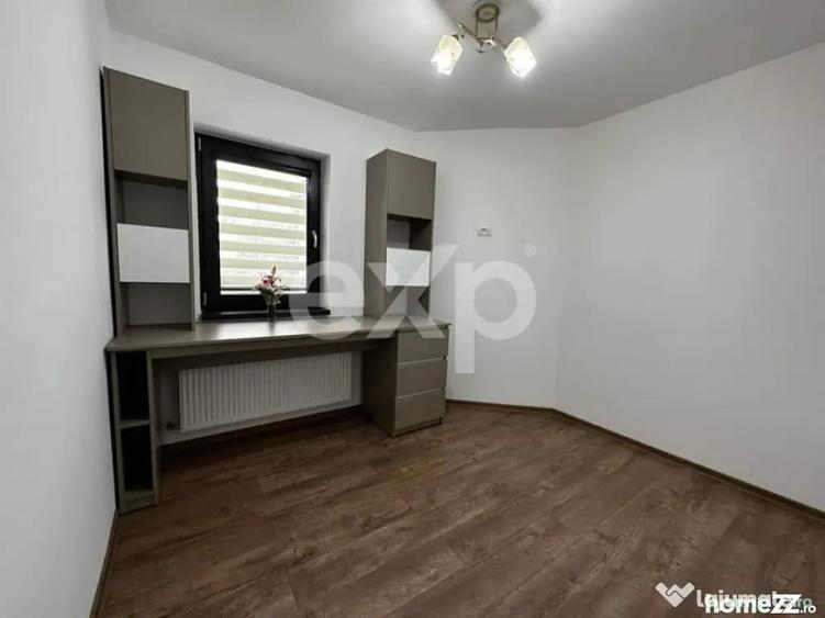 Casă cu 4 camere cu Teren 120 Mp în Trivale