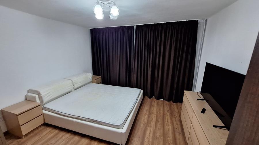 Casă cu 2 camere cu Teren 100 Mp în Central