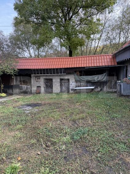 Casă individuală cu 3 camere cu Canalizare în Chiheru de Jos