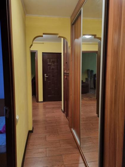 Apartament cu 3 camere decomandat în Popa Șapcă