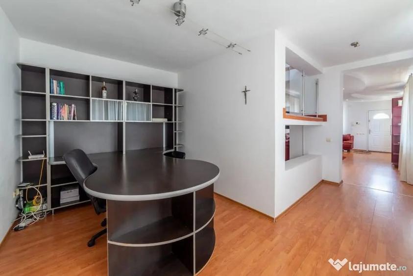 Casă cu 6 camere cu Teren 475 Mp în Găvana