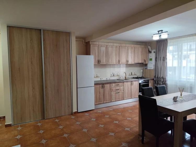 Apartament cu 3 camere, 61 mp, 2 parcari, zona Teilor - 3