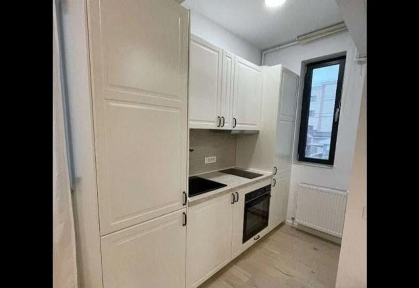 Apartament cu 3 camere decomandat, mobilat în Herăstrău
