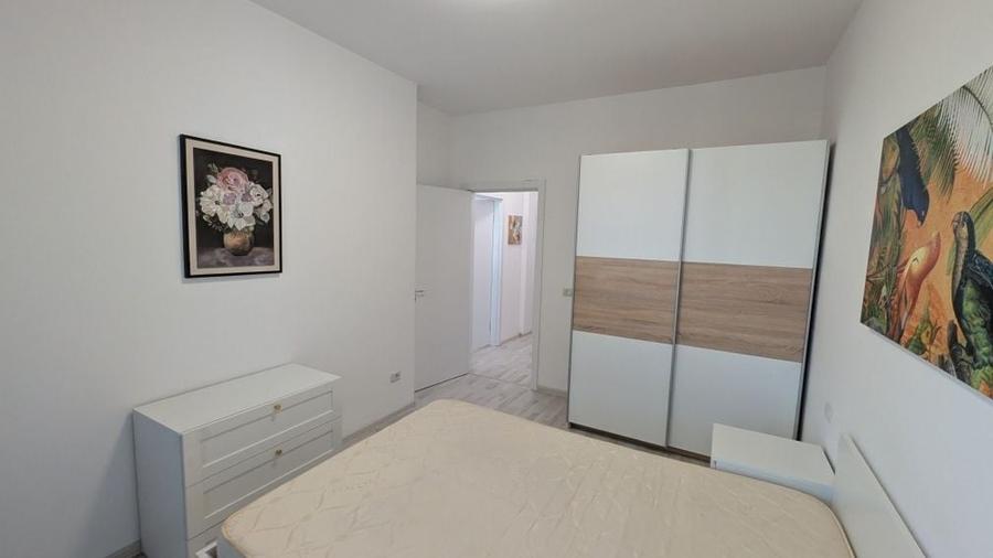 Apartament cu 2 camere decomandat în Exterior Vest