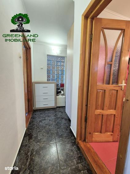 Apartament cu 3 camere decomandat în Ultracentral