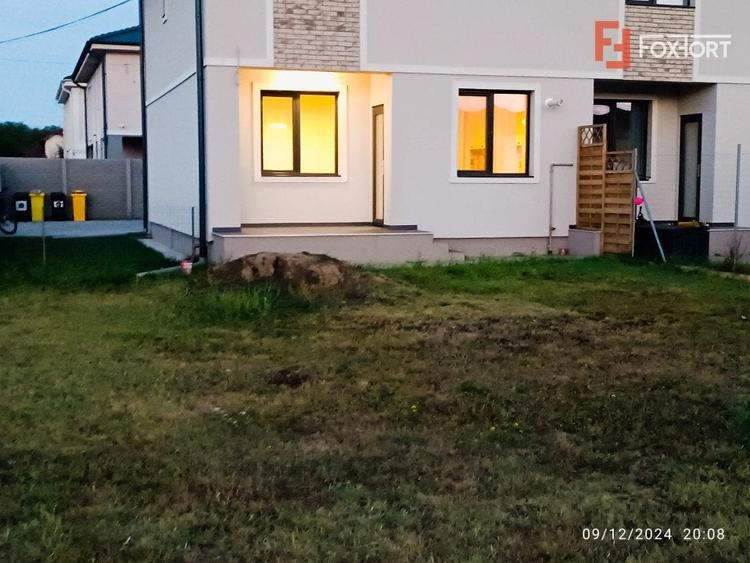 Casă cu 3 camere cu Canalizare în Giroc