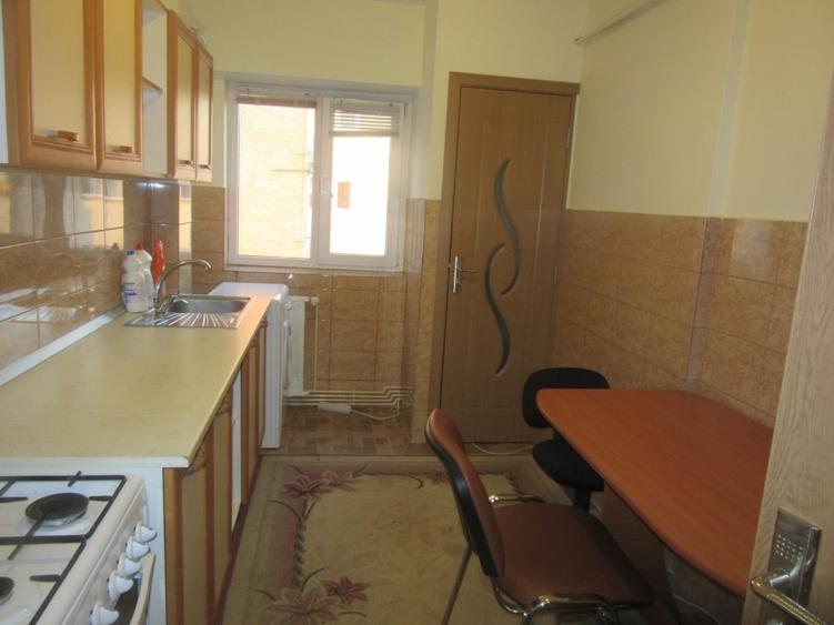 Apartament cu 2 camere decomandat în Bd. Independenței