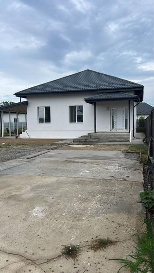 Casă cu 3 camere în Săcueni