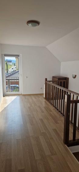 Casă cu 3 camere cu Teren 250 Mp în Central
