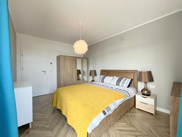 Apartament cu 2 camere semidecomandat, mobilat în Central