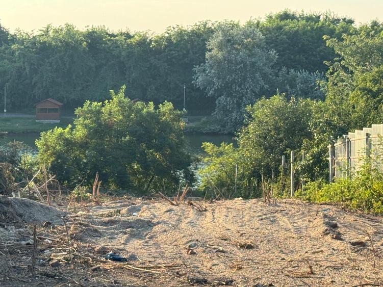 Teren Construcții intravilan de 1300 mp, în Găneasa