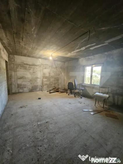 Casă cu 7 camere cu Teren 523 Mp în Central