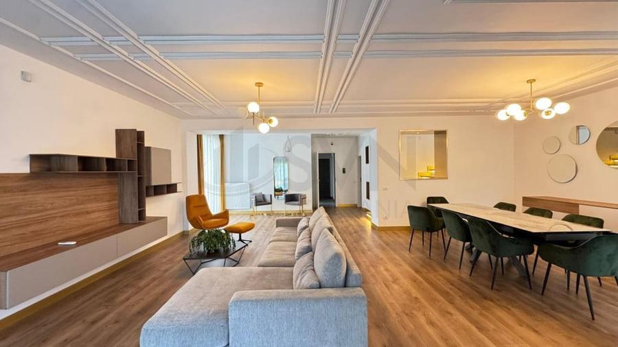 Casă cu 5 camere cu Teren 620 Mp în Central