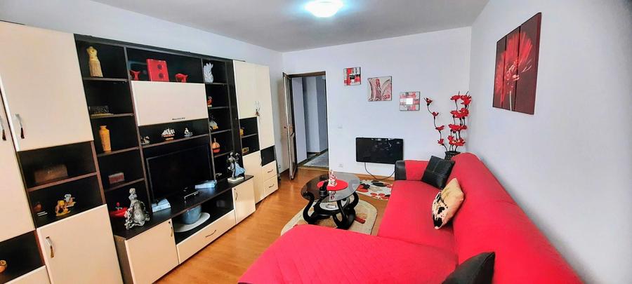 Apartament cu 2 camere decomandat în Coman