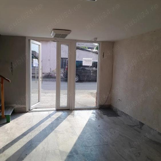 Spațiu comercial, de 42 mp, în Dâmbovița