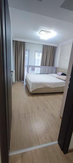 Apartament cu 4 camere decomandat, mobilat în Drumul Taberei