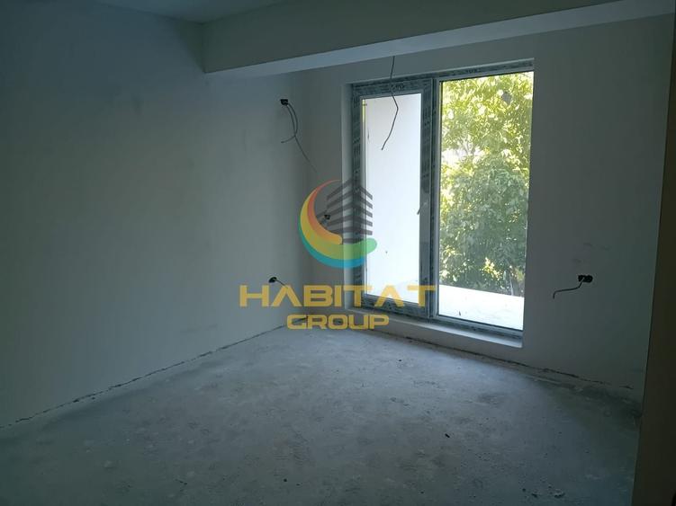Apartament cu 2 camere semidecomandat în P-ța Alba Iulia