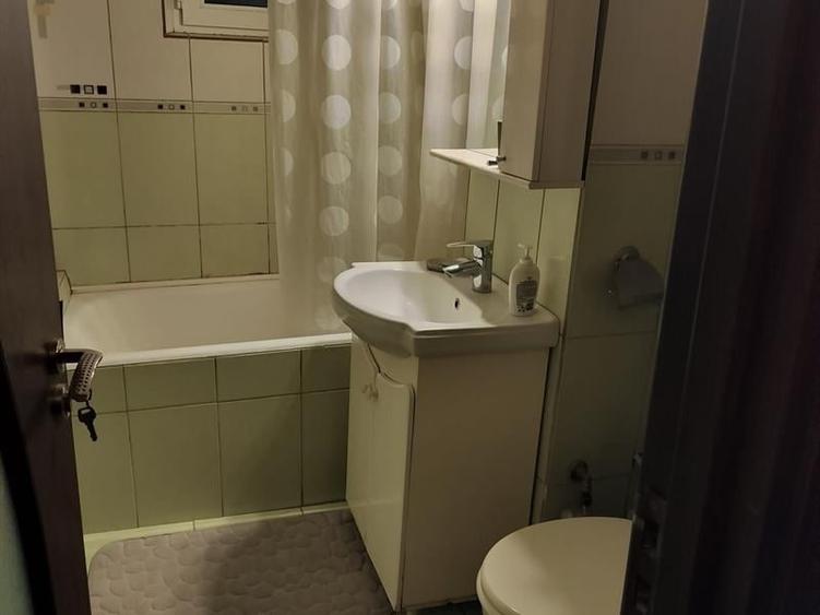 Apartament cu 2 camere decomandat, mobilat în Popoveni