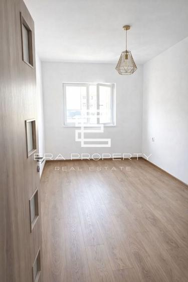 Duplex cu 3 camere cu Canalizare în Nord-Est