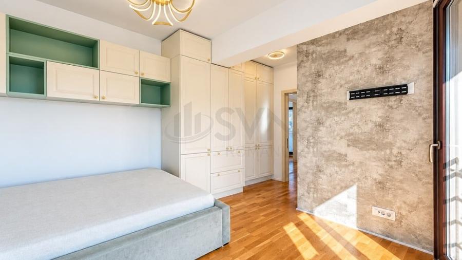 Apartament cu 3 camere decomandat în Băneasa