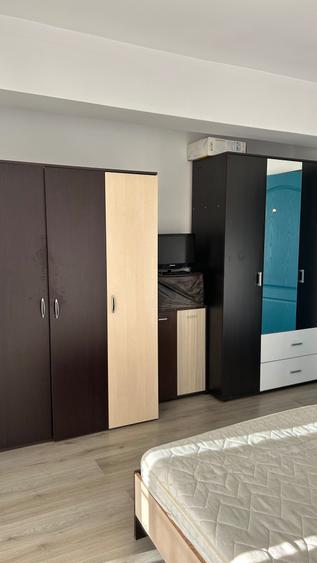 Apartament cu 2 camere decomandat în Florești