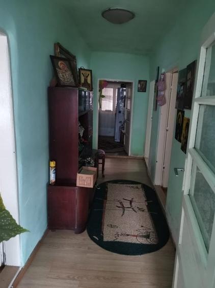 Casă individuală cu 5 camere cu Teren 1447 Mp în Sud