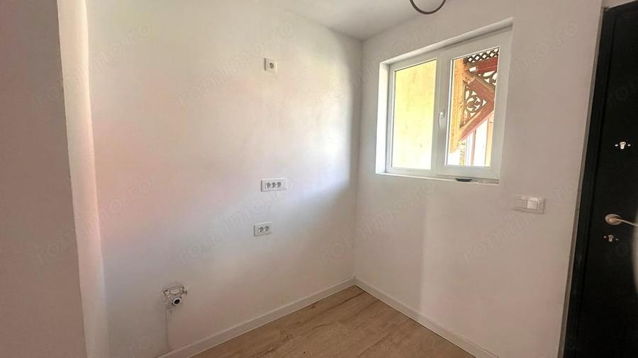 Apartament cu 3 camere decomandat în Terezian