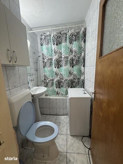 Garsonieră semidecomandată în Titan