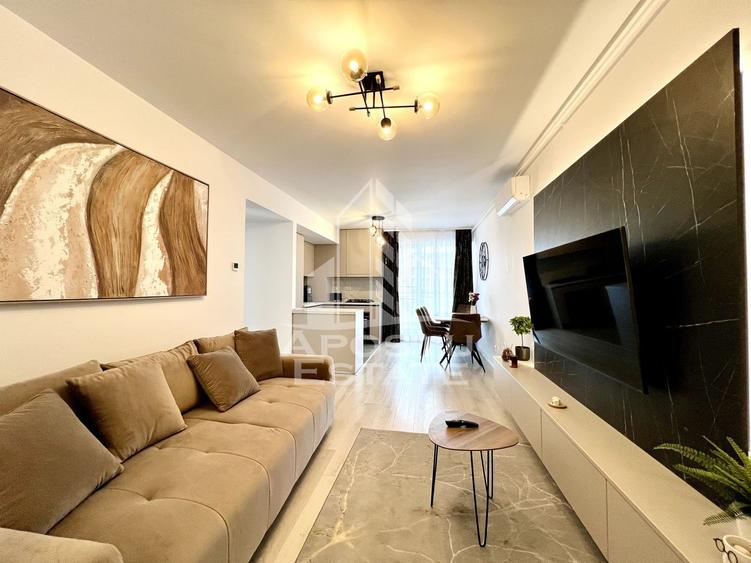 Apartament cu 3 camere semidecomandat, mobilat în Lipovei