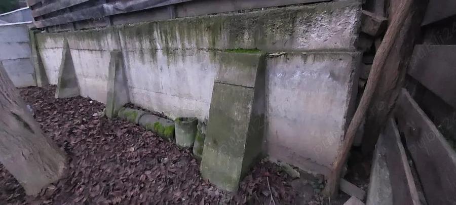 Teren de 267 mp, în Podul de Fier