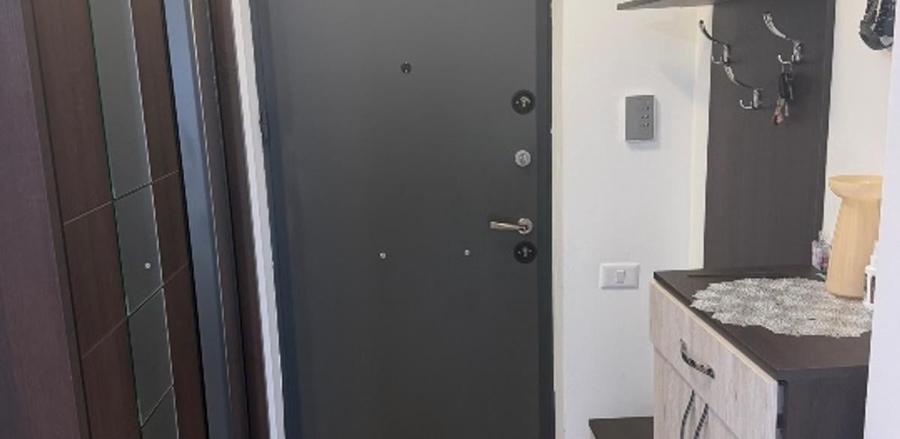 Apartament cu 2 camere decomandat, mobilat în Brătianu