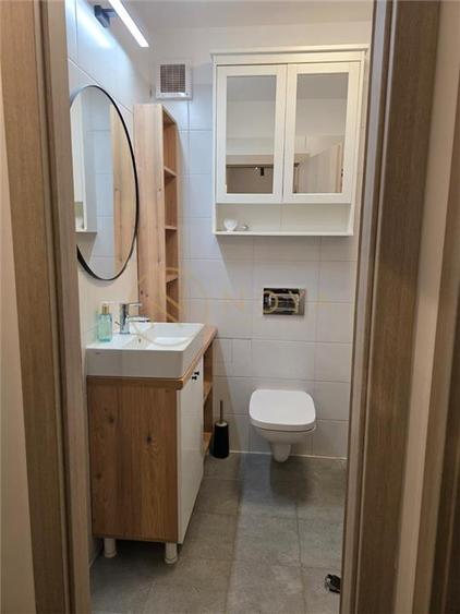 Apartament cu 3 camere decomandat, mobilat în Aviației