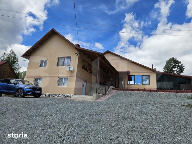 Casă cu 5 camere cu Teren 500 Mp în Vadu Moților