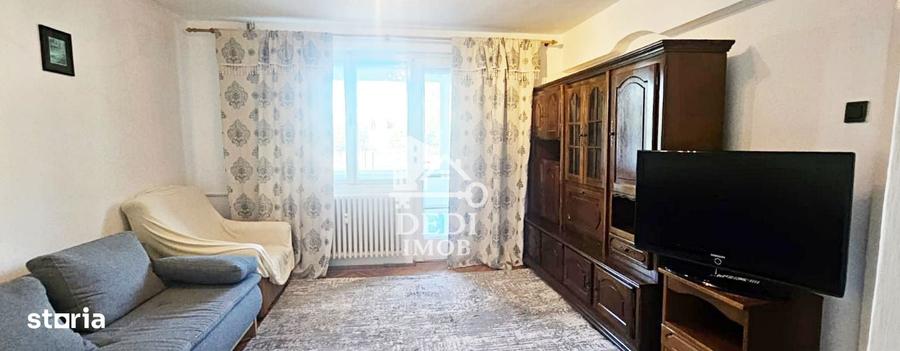 Apartament cu 3 camere decomandat în Central
